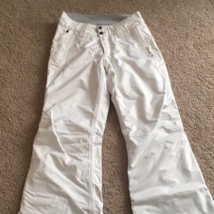 The North Face - white snowpants - never worn!